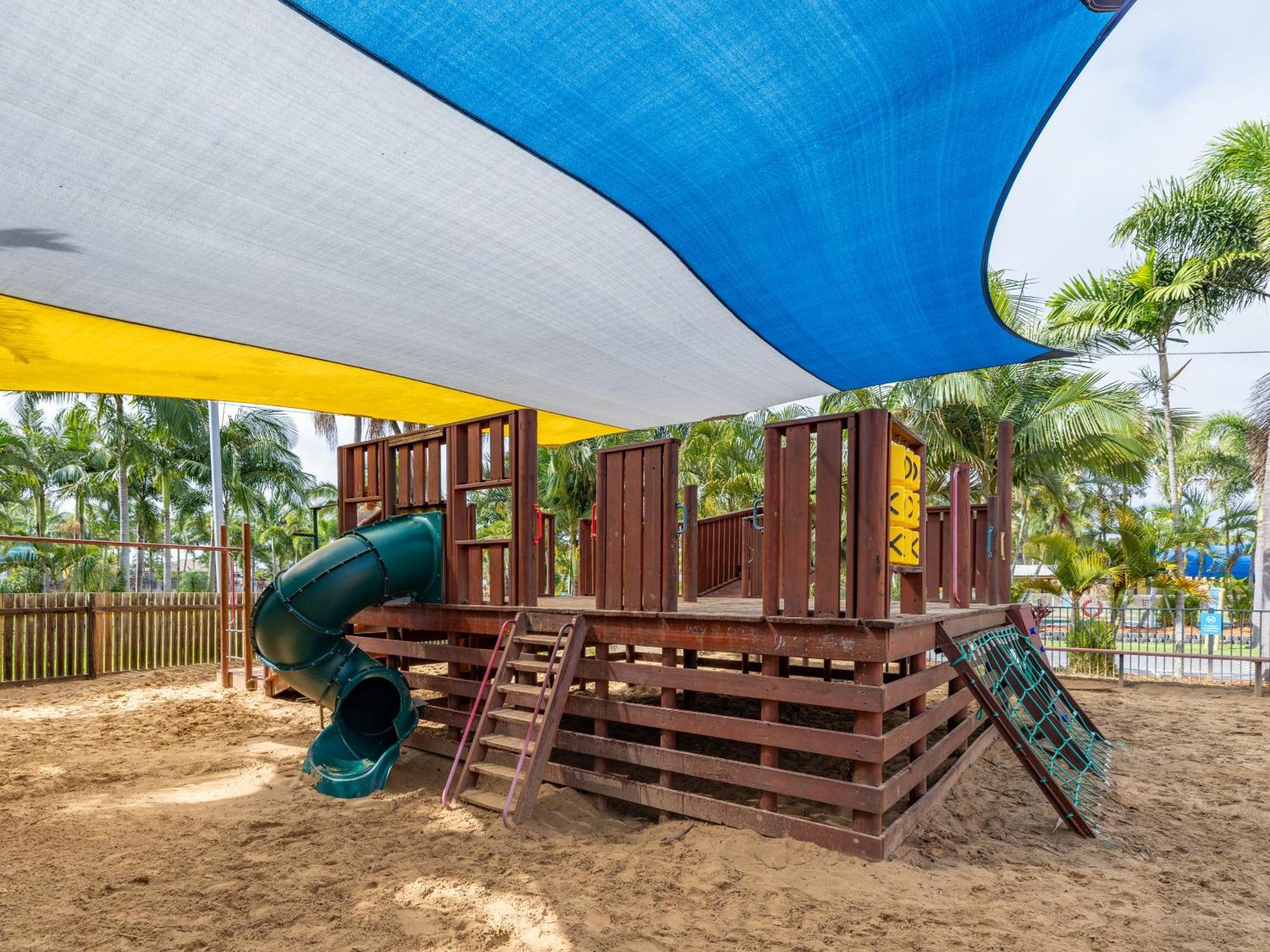 Nrma Capricorn Yeppoon Holiday Park Kinka 外观 照片